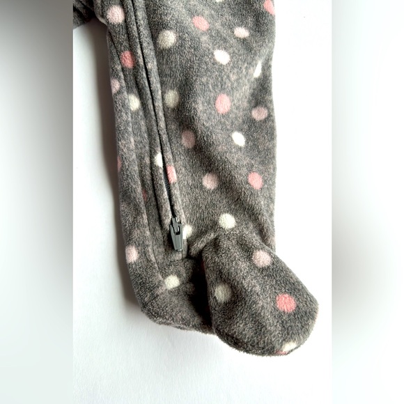 Carter’s Little Sister Double Zip Fleece Polka Dot Sleeper Footed Pajamas 9M EUC - Picture 4 of 9